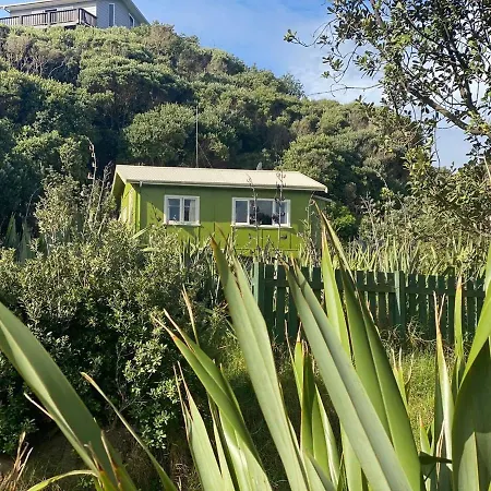 Toad Hall Baylys Beach Exterior photo